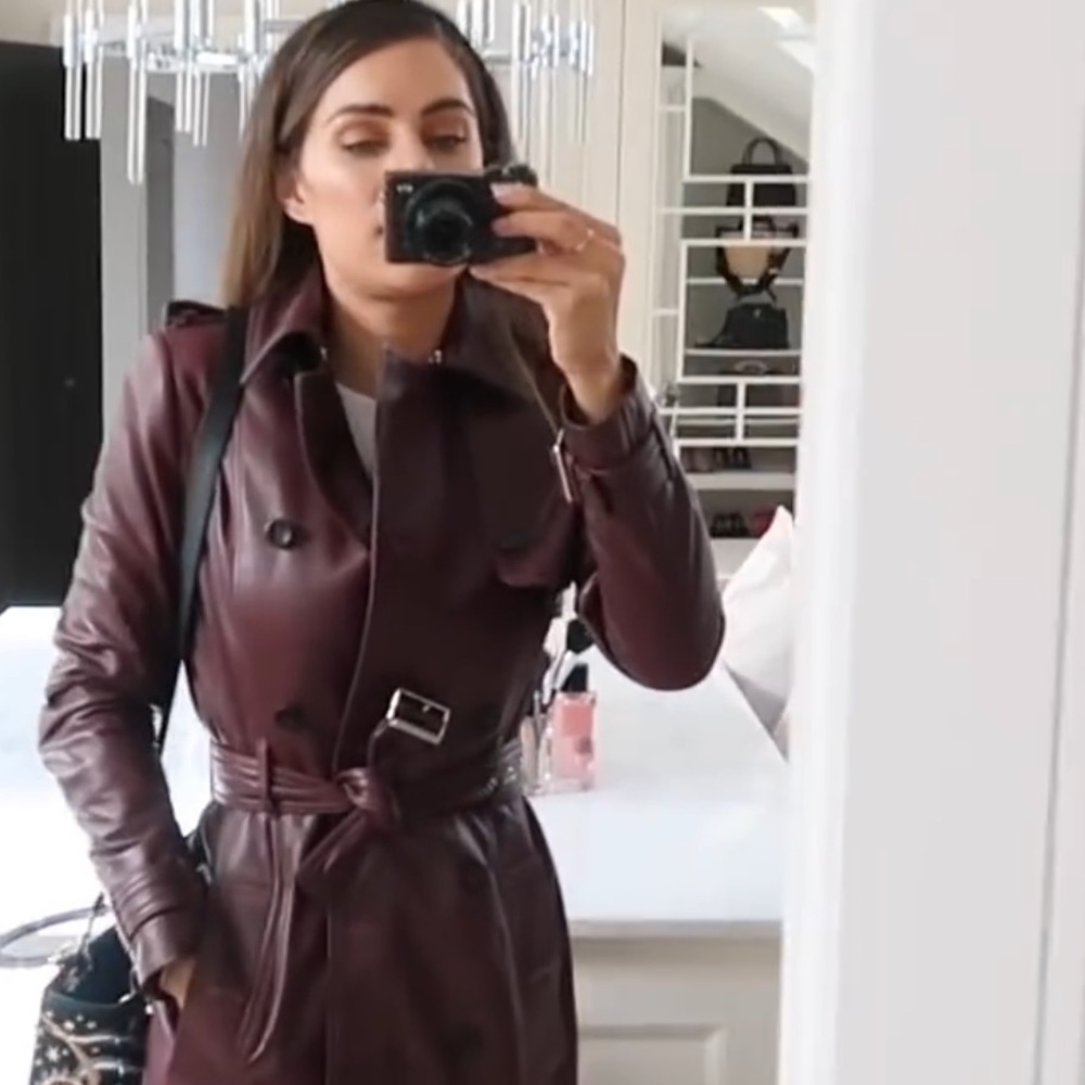 Meet your Posher, Vivien